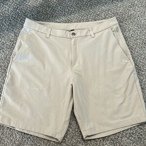 Men’s Lululemon tan shorts